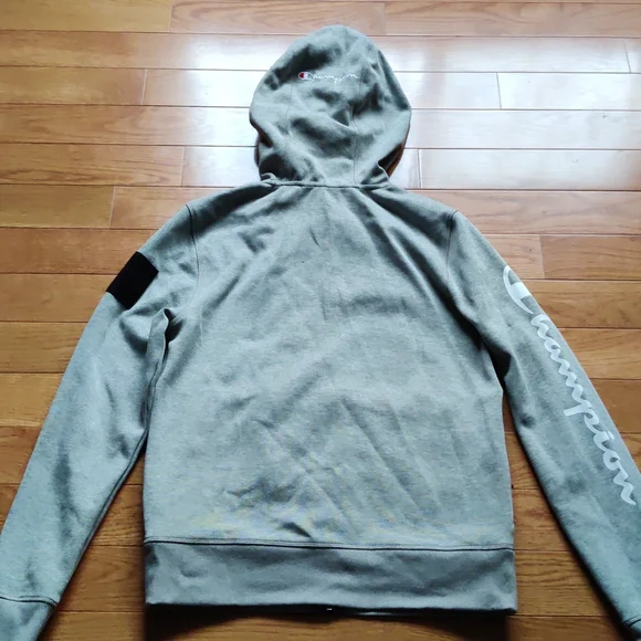 Men's Champion sweatshirt - Picture 3 of 4